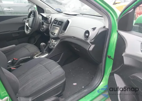 2014 Chevrolet Sonic Lt Auto z USA, uszkodzony, nr VIN 1G1JC6SH2E4214207